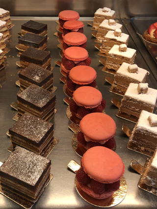 Maison Zemour Patisserie Cacher