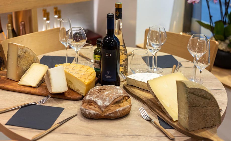 MaxiPhoto Photo_la_kave_du_fromager_1999_5_PPResponsive.jpg